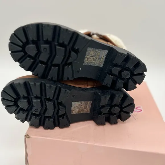 Krazy Kicks Camelia Lace Up Zip Side Girls Brown Boots Size 4 New In Box