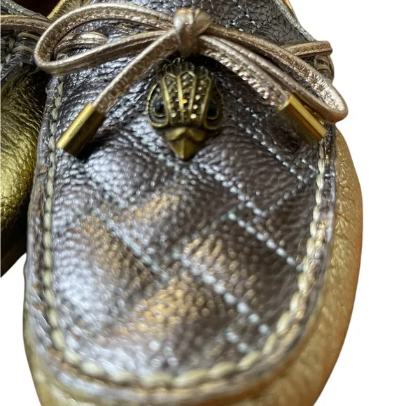 Kurt Geiger Silver Metallic Quilted Flats Moccasins w/ Bow &amp; Eagle Detail Sz.39