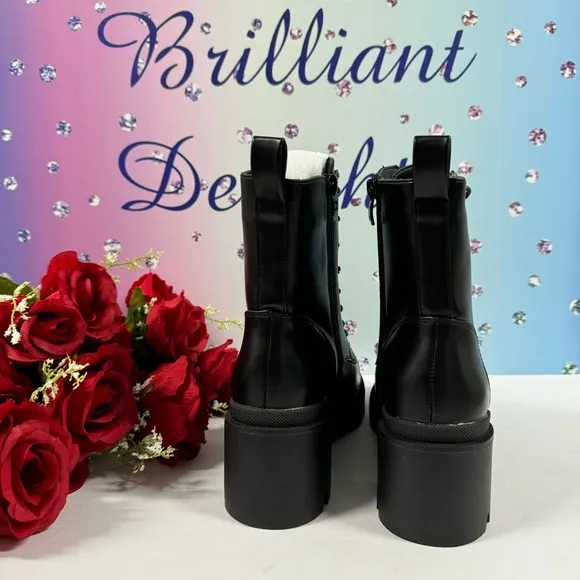 LACE UP HEELED COMBAT GRANNY BOOTS