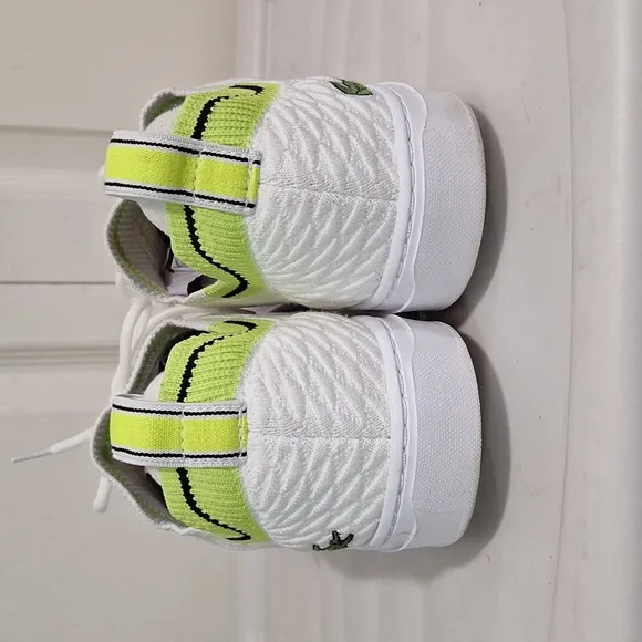 Lacoste &quot;La Piquee&quot; lace-up tennis shoes sneakers - 12 - white/lime green