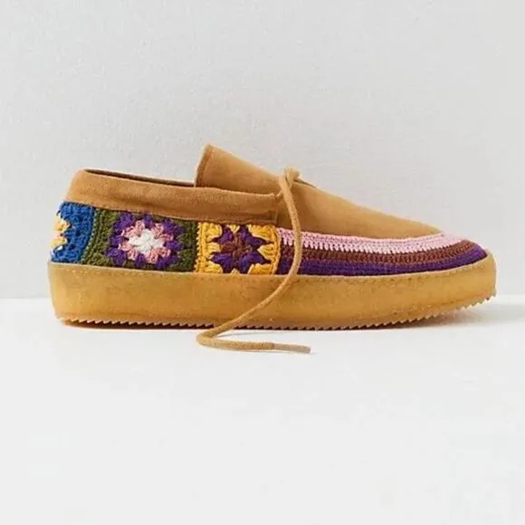Laidback London Free People Komo suede moccasins crochet shoes tan Sz 41 10