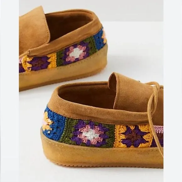 Laidback London Free People Komo suede moccasins crochet shoes tan Sz 41 10