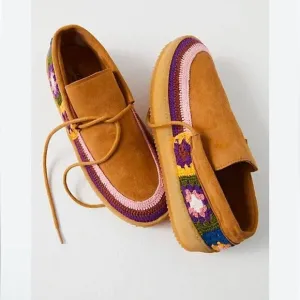 Laidback London Free People Komo suede moccasins crochet shoes tan Sz 41 10