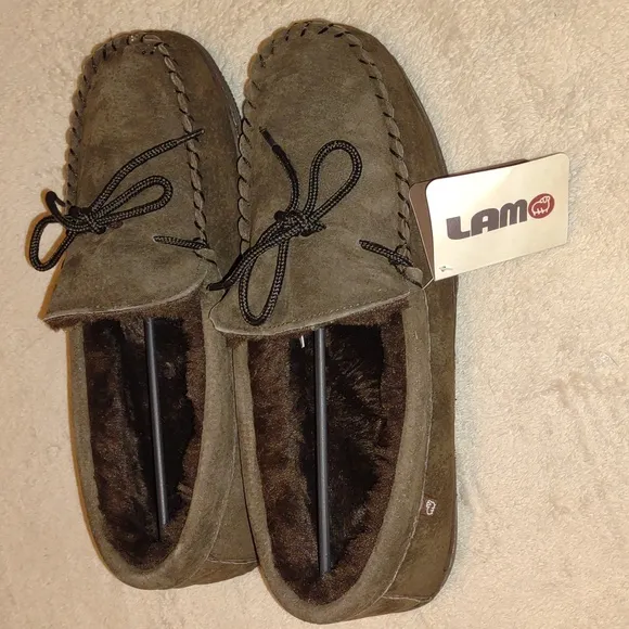 👣LAMO Men's Moccasins in Chocolate get 4 walking dog🙀