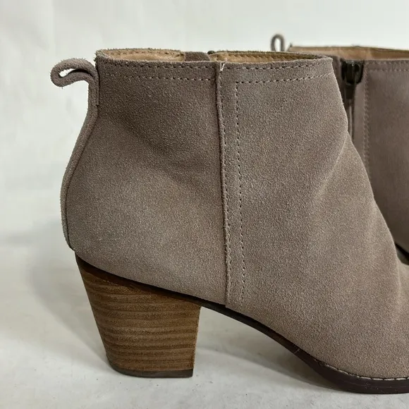 Lands End Suede Leather Side Zip Ankle Bootie Boots