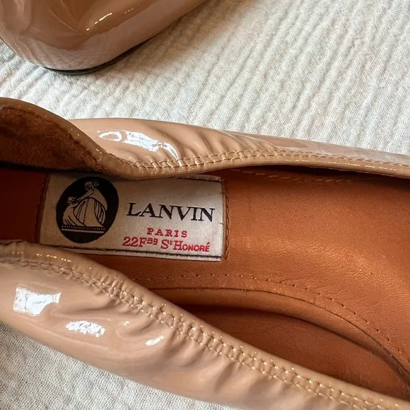 Lanvin patent leather beige ballet flats