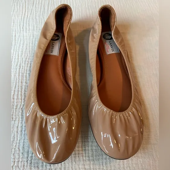 Lanvin patent leather beige ballet flats