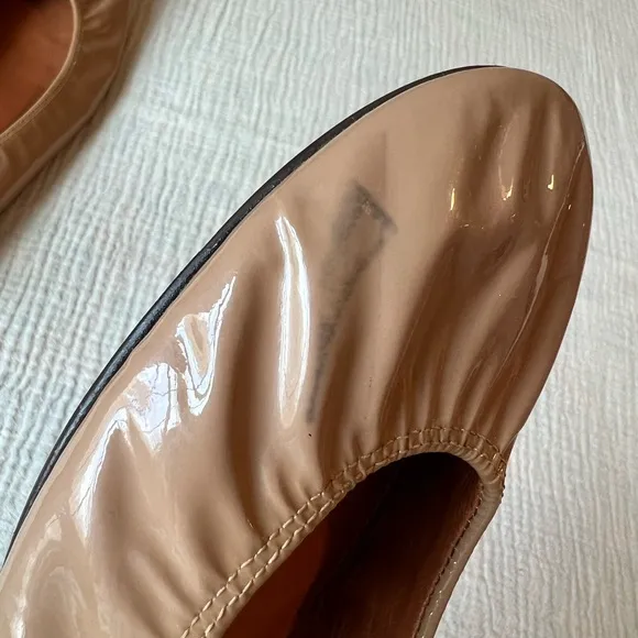Lanvin patent leather beige ballet flats