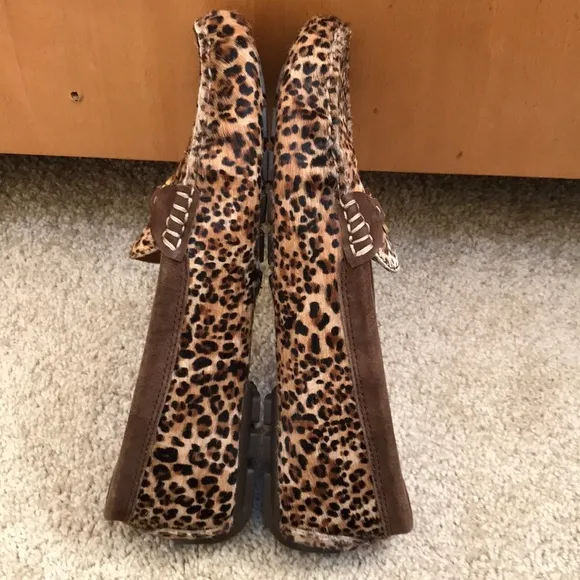 LAUREN Ralph Lauren 8.5 hair calf suede flats