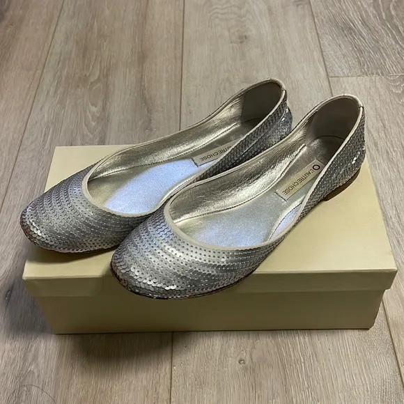 L’autre Chose silver sequin flats*