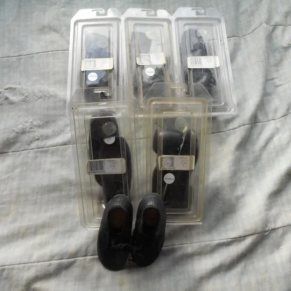 Leather Jazz Shoes  6 Pair Bundle-- Child Sizes- New