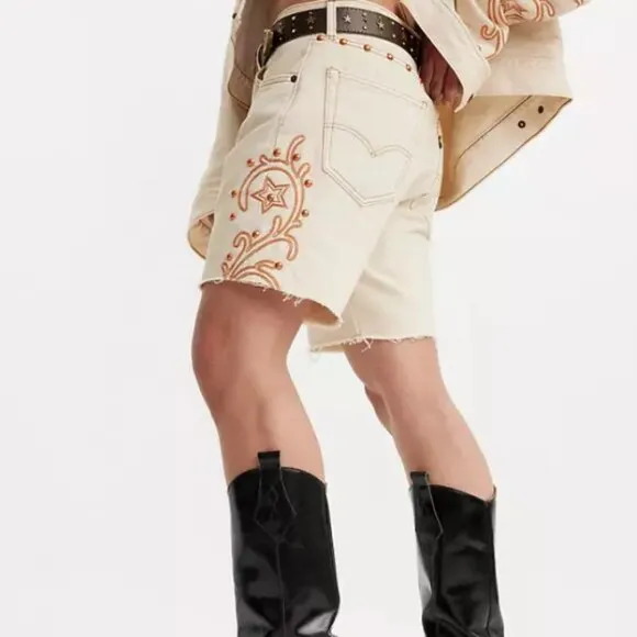 Levi's 501 '93 Cut Off Rodeo Boots Shorts in Ecru Unisex NWT