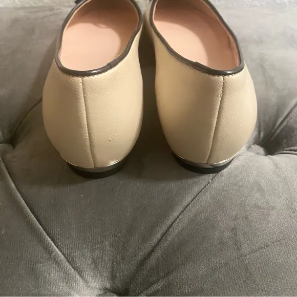 Like New Stuart Weitzman Capricorn Shoes - Size 7M