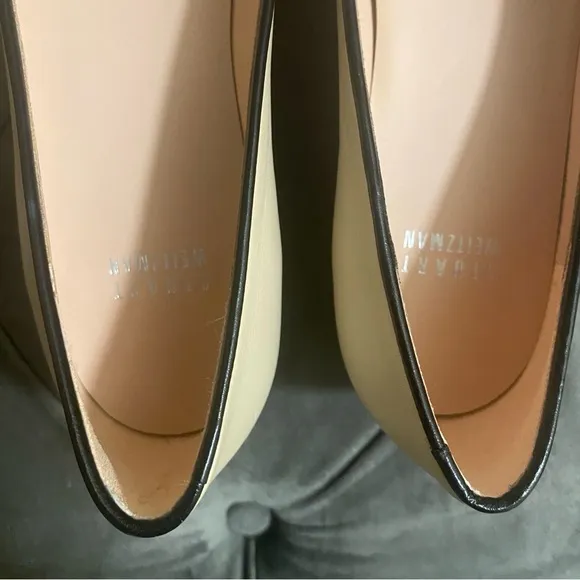 Like New Stuart Weitzman Capricorn Shoes - Size 7M