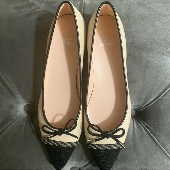 Like New Stuart Weitzman Capricorn Shoes - Size 7M