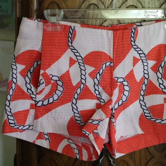Lilly Pulitzer Liza Booze Cruise Shorts - Style 54781 NWOT!