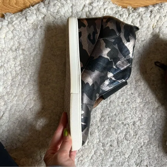 LINEA PAOLO  (Women) Metalic Leather Camo Felicia III Wedge Sneakers Size 11M