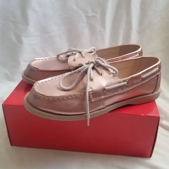 Little Miss Matched Rose Pink Gold Faux Leather Metallic Lace Up Boat Loafers