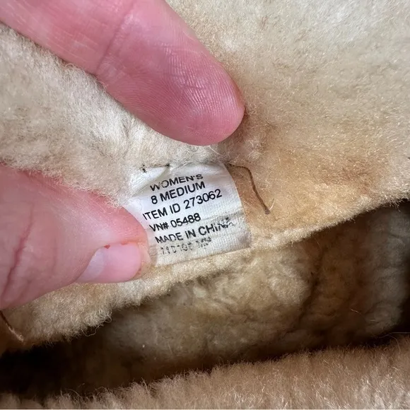L.L. Bean Wicked Good Genuine Leather and Lamb Shearling Moccasins Womens SZ 8