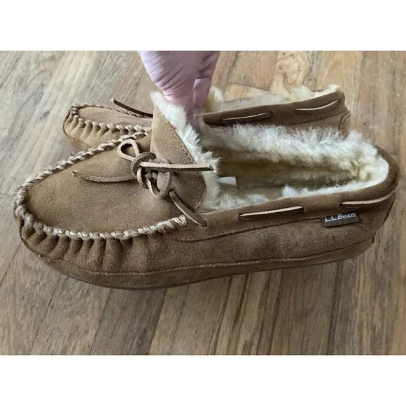 L.L.Bean MEN’s Wicked Good Slippers Moccasins 9 WIDE Suede Tan Comfort Lounge