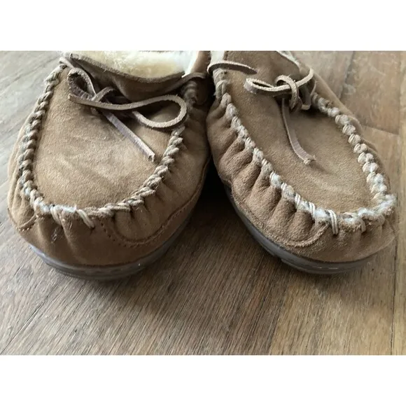 L.L.Bean MEN’s Wicked Good Slippers Moccasins 9 WIDE Suede Tan Comfort Lounge