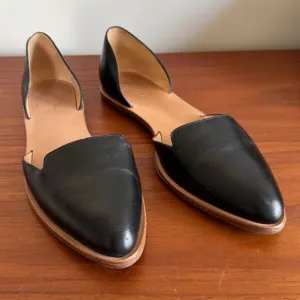 Loeffler Randall flats size 9.5