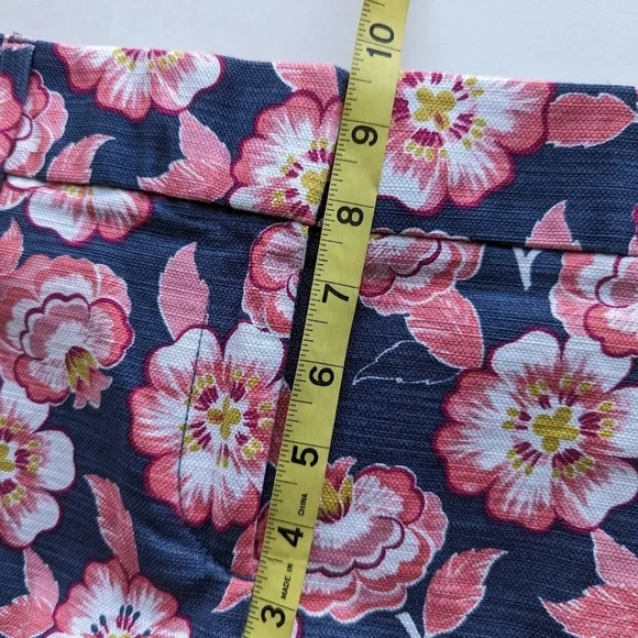 Loft Riviera Tropical Floral Flat Front Shorts Pink Blue Gray White - sz 6