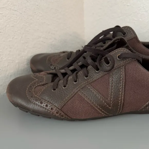 Louis Vuitton Brown Leather Sneakers shoes size 10.5