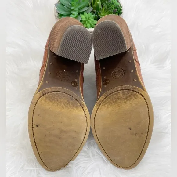 Lucky Brand Boho Brown Leather Distressed Ehllen Heeled Ankle Boots Size 9