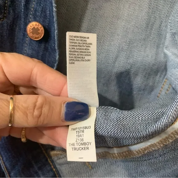 Lucky Brand The Tomboy Cotton  Long Sleeve Button Front Denim Trucker Jacket