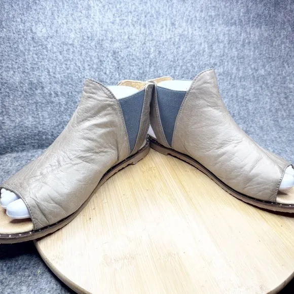 Luxe De Leon Women’s Peep Toe Leather Taupe Shoes Sz 7.5