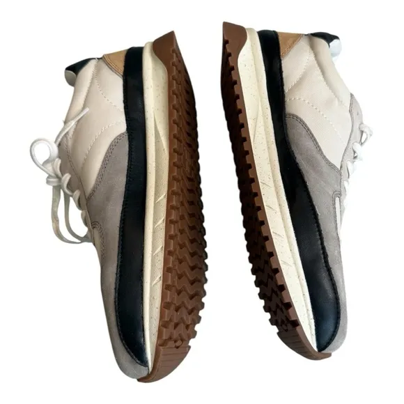 Madewell Mens Kickoff Trainer Sneakers in (Re)sourced Canvas and Suede Moon Rock