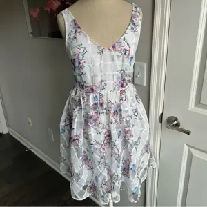 Maeve Anthropologie Peony Garden Floral Textured Dress | Size 4 | Derby, Shower
