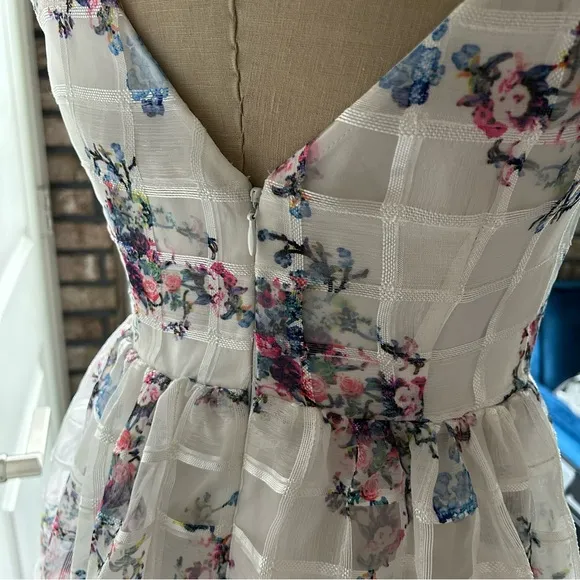 Maeve Anthropologie Peony Garden Floral Textured Dress | Size 4 | Derby, Shower