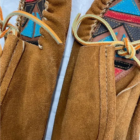 Maninal Women’s Tan MoccasinsSize 8