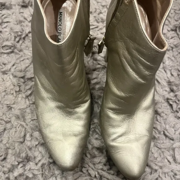MANOLO BLAHNIK Gold Leather Heeled Ankle Boots Booties 6