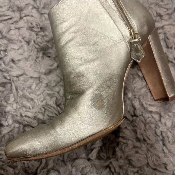 MANOLO BLAHNIK Gold Leather Heeled Ankle Boots Booties 6