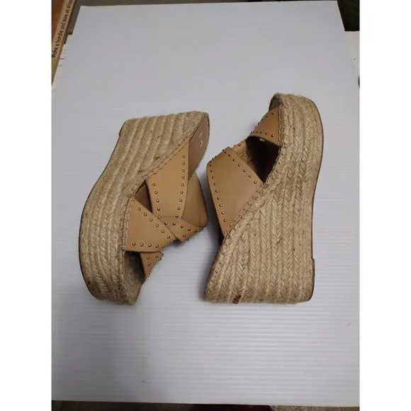 Marc Fisher Angelina Women's Tan Studded Espadrille Wedge Platform Size 7.5