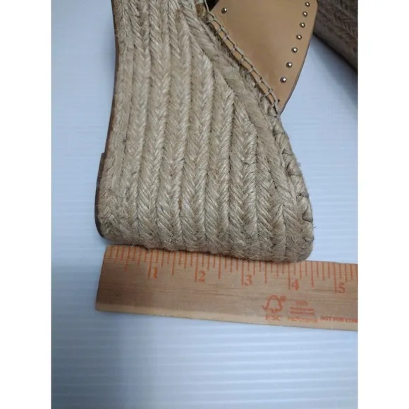 Marc Fisher Angelina Women's Tan Studded Espadrille Wedge Platform Size 7.5