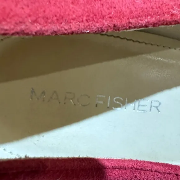 Marc Fisher Caitlin Red Block Heel Size 10 Suede Pumps