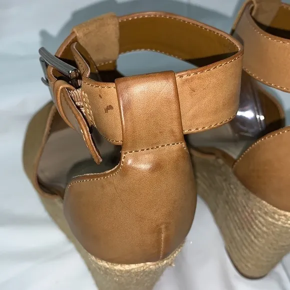MARC Fisher Hiro2-C Tan Perforated Ankle Strap Espadrille Wedges Size 7M