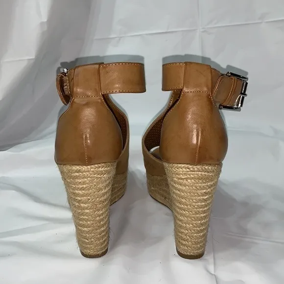 MARC Fisher Hiro2-C Tan Perforated Ankle Strap Espadrille Wedges Size 7M
