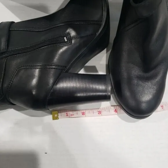 Marc Fisher Kessler Boots Size 8