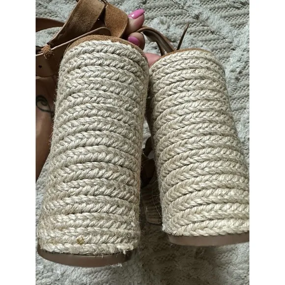 Marc Fisher LTD Oaten Espadrille Wedges Size 9.5