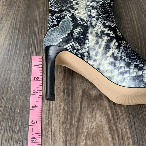 Marc Fisher NWT Zadia2 Animal Print Knee Heeled Boots