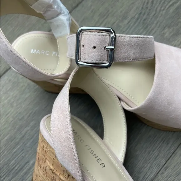 Marc Fisher Womens Rillia Suede Open Toe Casual Platform Pink Sandals - Size 8