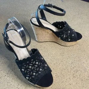 Marc Fisher &quot;Hata&quot; Espadrille Wedge Studded Sandals Black Suede sz 8