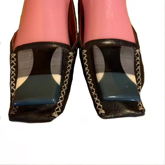 MARC JACOBS BLACK LEATHER DRIVING LOAFER SHOES WITH TEAL &amp; CREAM DECOR (36.5)