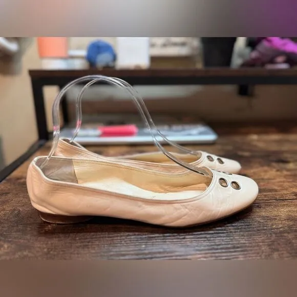 Marc Jacob’s Cream Leather Ballet Flats size 36.5 EU (6.5us)