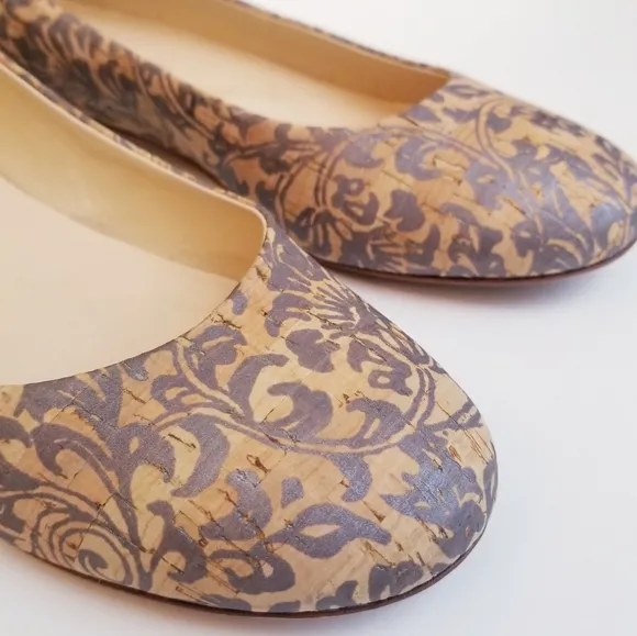 Marchez Vous Natural Cork Flats, Size